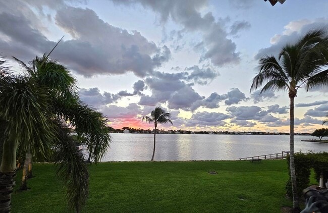 Photo - 101 Ocean Cay Way House