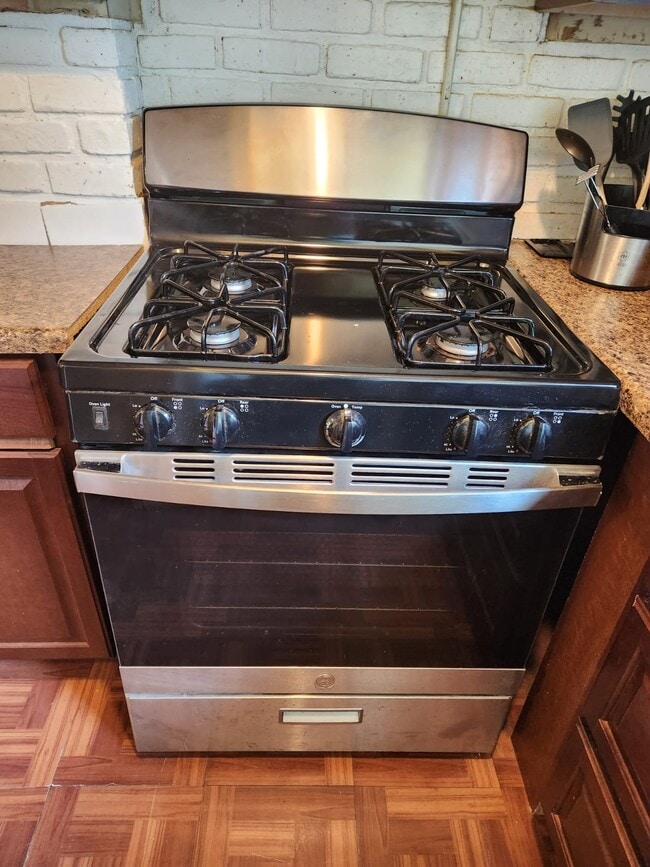 Building Photo - 55 Worrall Ave