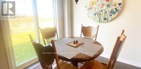 Photo du bâtiment - 308 Livery St