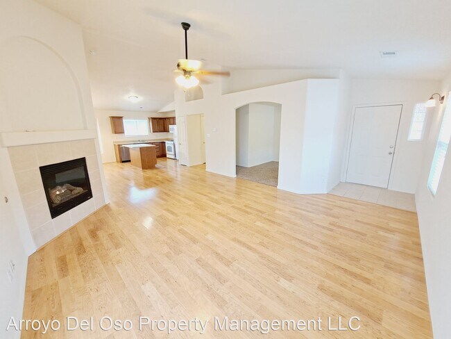 Foto del edificio - 3 br, 2 bath House - 540 Blue Sage Ave Sw