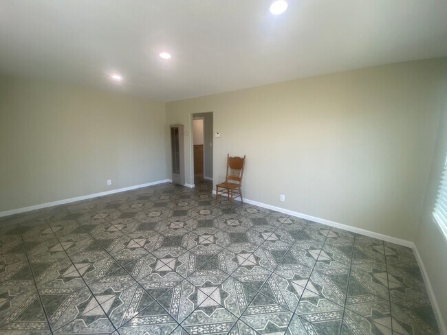 Foto del edificio - Palmdale 4 bedroom
