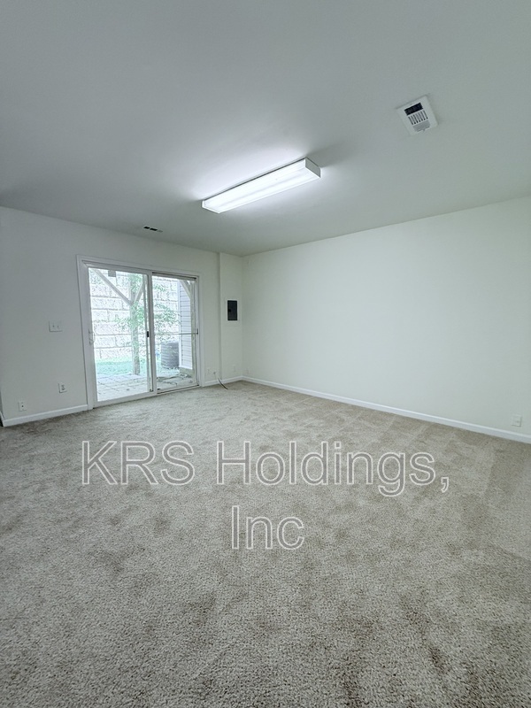 Building Photo - 11918 Field Towne Ln