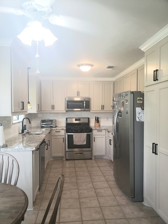 Foto del edificio - 2512 Merrimac Ct