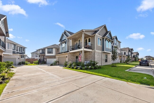 Foto del edificio - 15850 Black Grouse Dr