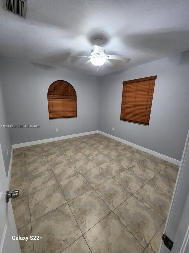 Building Photo - 3187 SW 143rd Pl