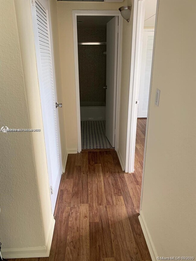 Foto del edificio - 3901 S Ocean Dr