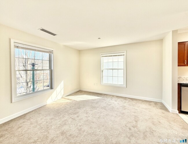 Photo - 41 Fairfield Avenue Unit Townhome