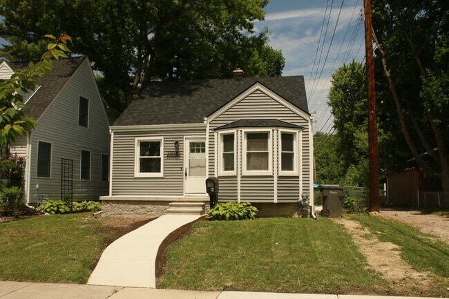 Foto del edificio - 23030 Beech St