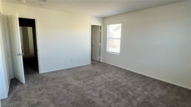 Building Photo - 7040 Coyote Mesa St
