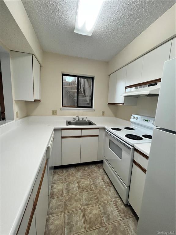 Building Photo - 60 Davos Pointe