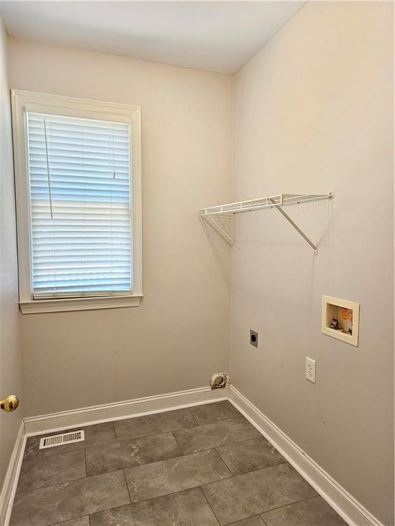 Building Photo - 681 Day Lily Way