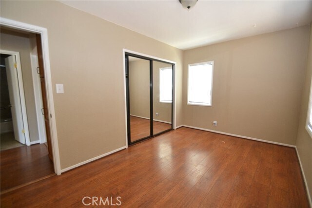 Foto del edificio - 1416 W 219th St