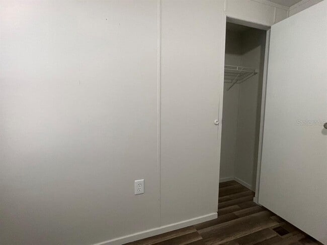 Foto del edificio - 6316 Eugene Acres Ln