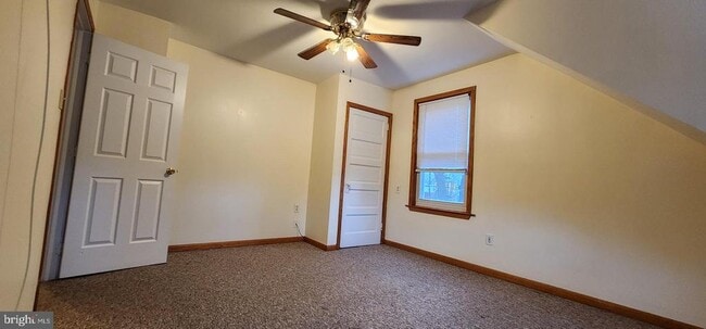 Foto del edificio - 209 E Montgomery Ave