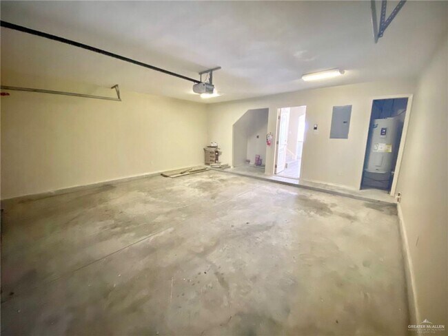 Building Photo - 211 Baltic Ave