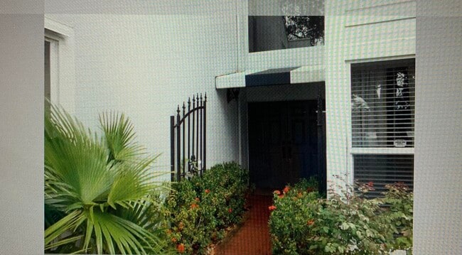 Building Photo - 6173 Old Court Rd