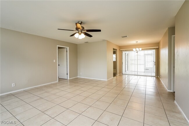 Building Photo - 7323 Barragan Rd