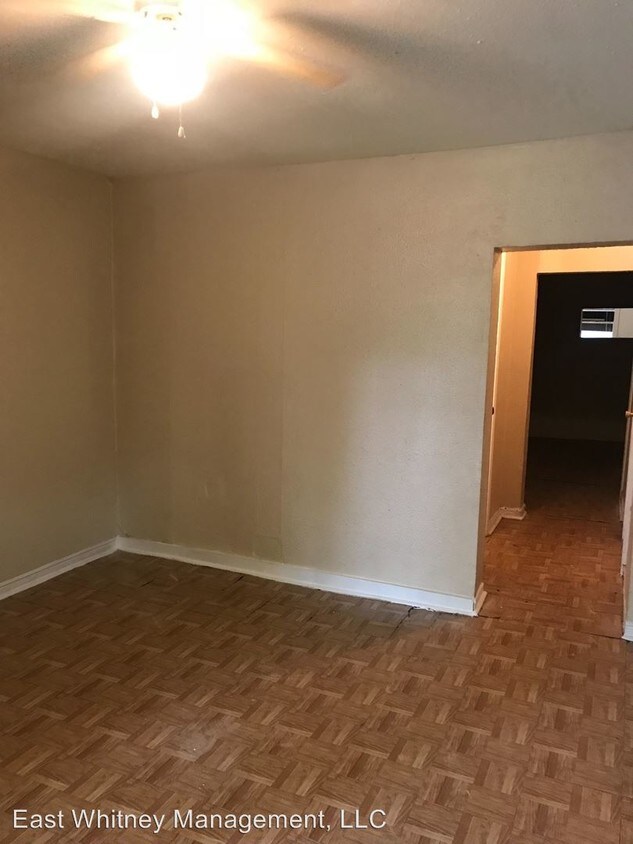 Foto del edificio - 5303 Jefferson St