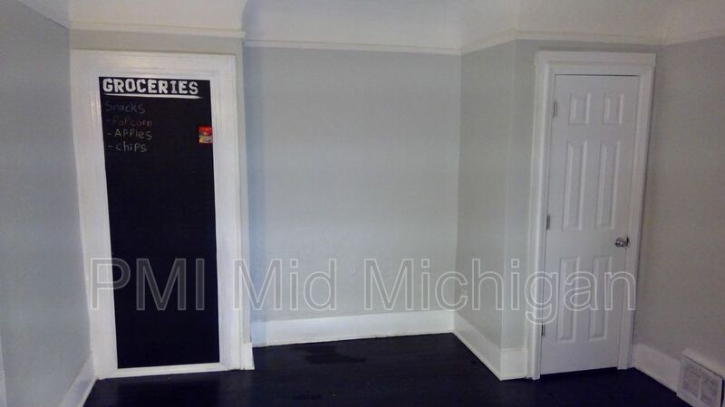 Foto del edificio - 1445 E Kearsley St