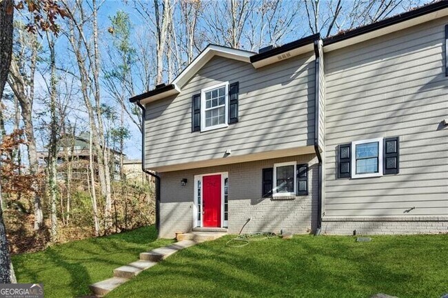 Foto del edificio - 752 Barnes Mill Trace NE