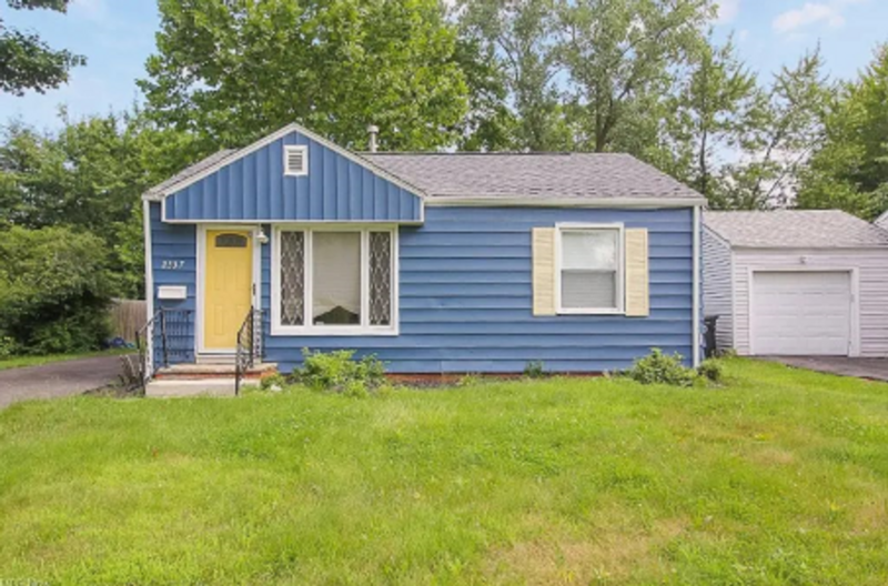Primary Photo - 2337 Greenvale Rd