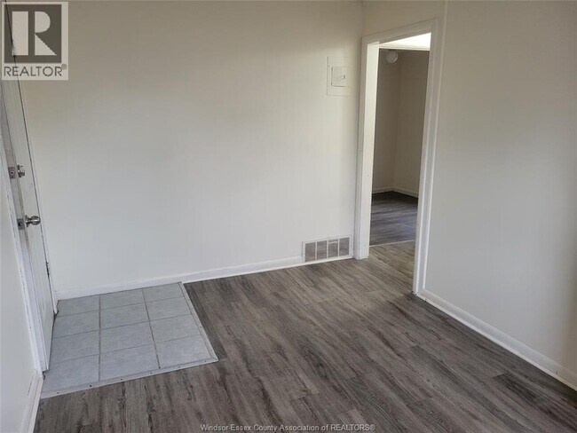 Photo du bâtiment - 660 Church St