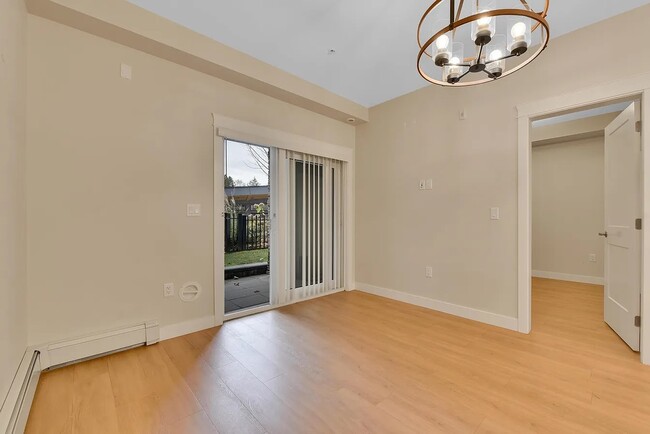 Building Photo - 11077 Ravine Rd