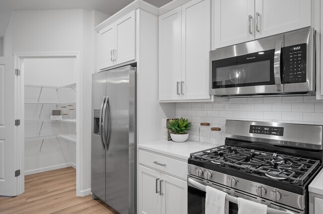Building Photo - Villas at Mulberry Way