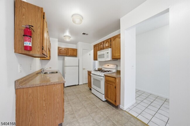 Foto del edificio - 4 Deer Hill Ct