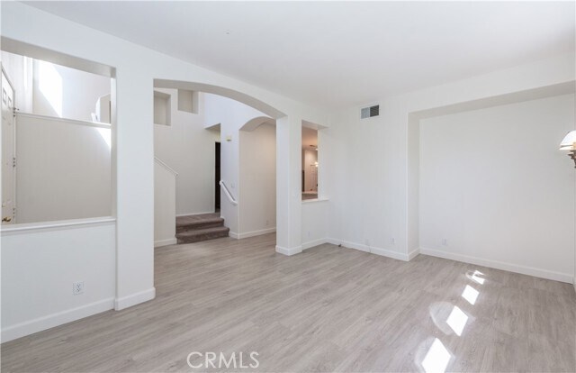 Foto del edificio - 12 Three Rivers