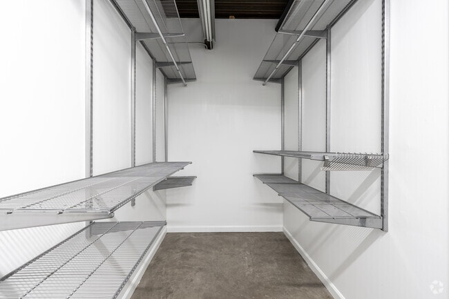 Studio, 1BA- 1332SF - 7 Up Lofts