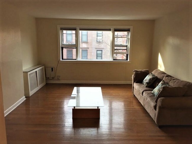 Foto del edificio - 1221 Bloomfield St