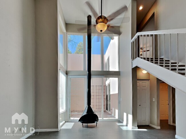 Foto del edificio - 930 S Dobson Rd