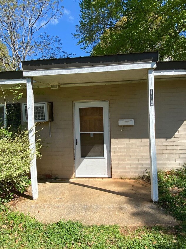 113 Norris Ct, Spartanburg, SC 29306 - Room for Rent in Spartanburg, SC ...