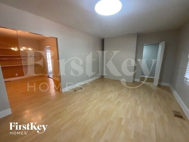 Foto del edificio - 2081 Glenwood Ave SE