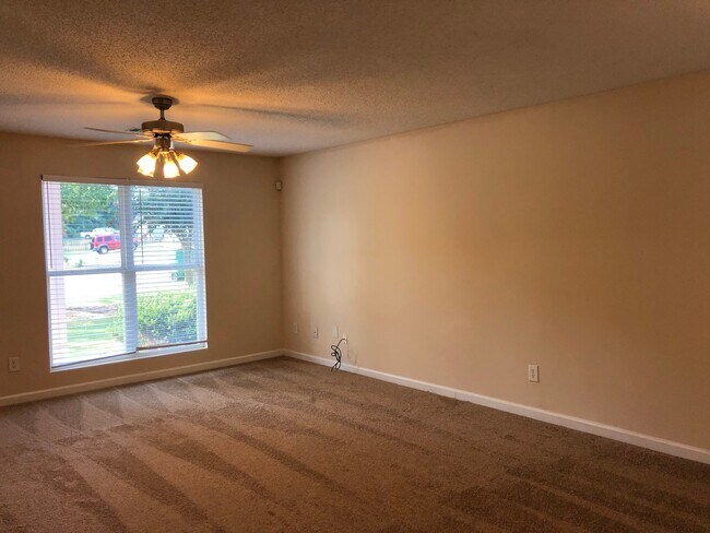 Foto del edificio - BRIDGEWATER HOME! PRE-LEASING FOR AUGUST 2026!