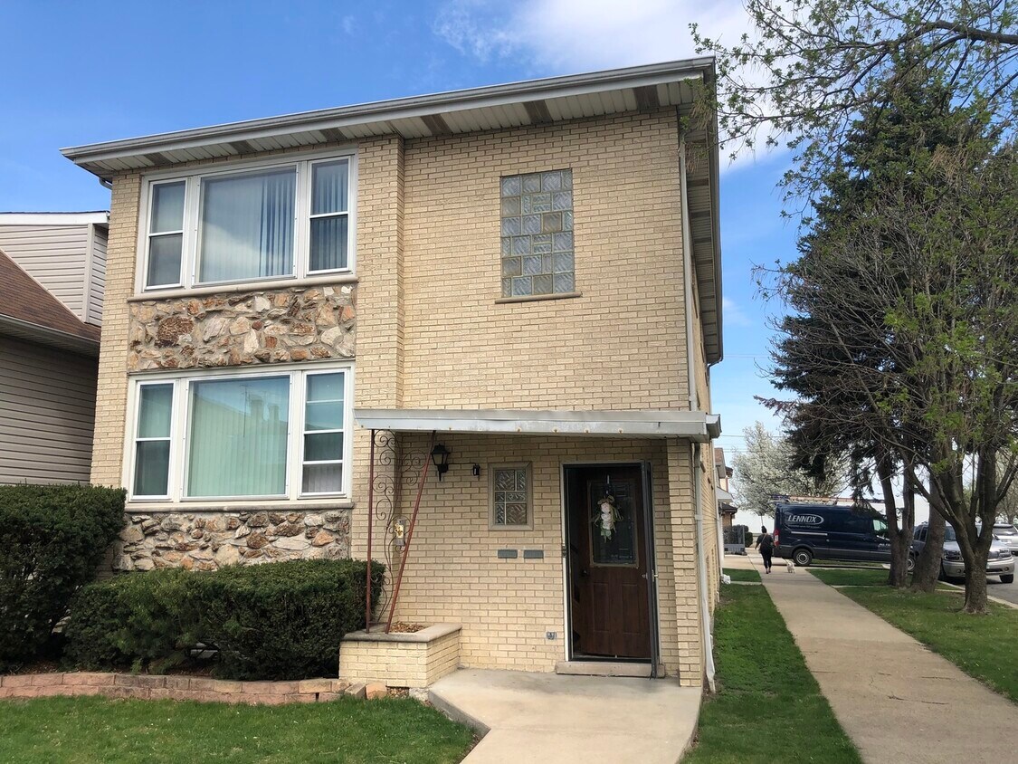 Primary Photo - 6157 S Parkside Ave