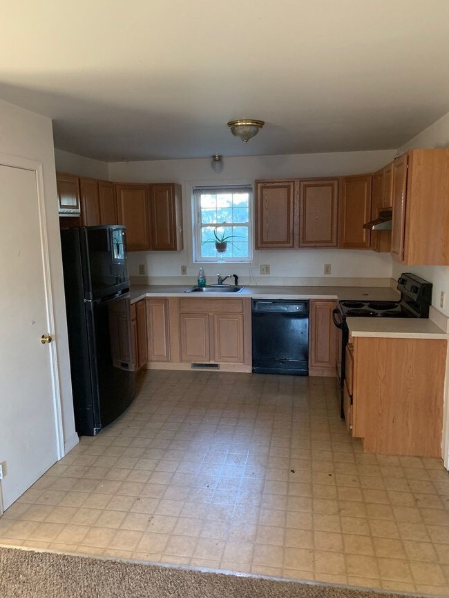 Building Photo - 1 Bedroom Apartment in Manheim