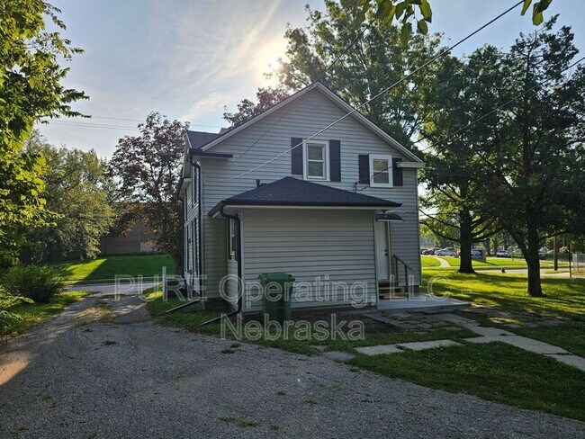 Foto del edificio - 1809 N 33rd St