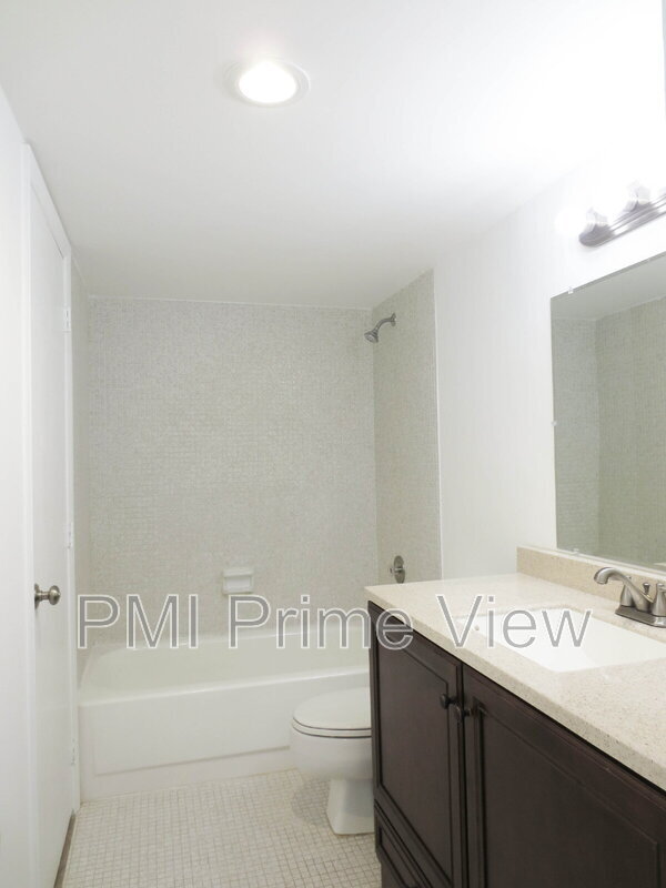 Foto del edificio - 4164 Inverrary Dr