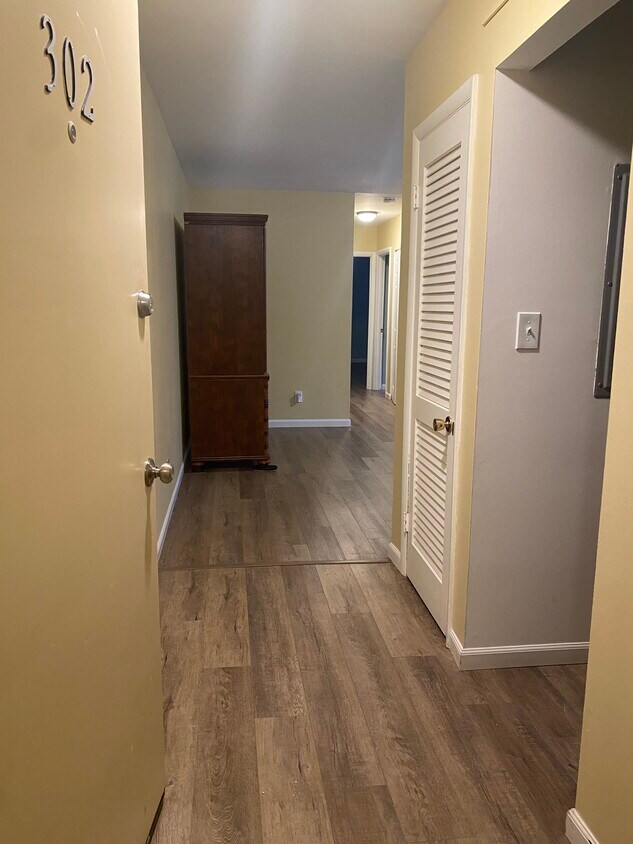 843 Melissa Ct, Enola, PA 17025 Condo for Rent in Enola, PA