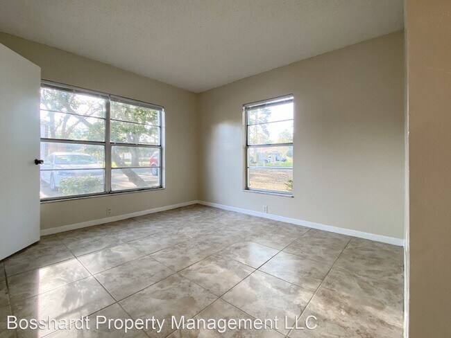 Foto del edificio - 2 br, 1 bath House - 1537 E SE 27th St