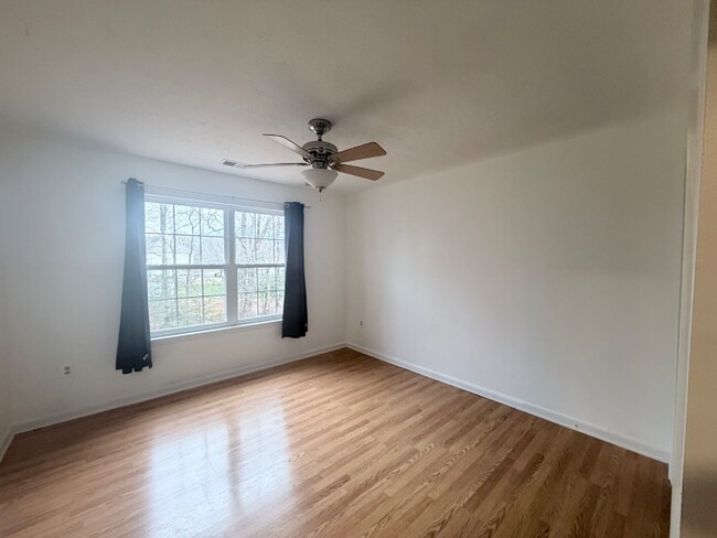 Building Photo - 2404 Berry Thicket Ct