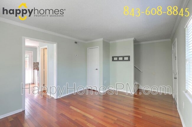 Building Photo - 415 Parkdale Dr
