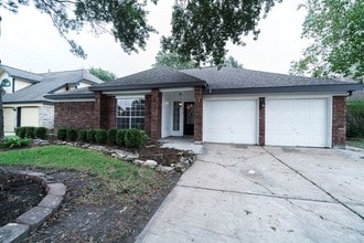 Building Photo - 2314 Pebbledowne Cir