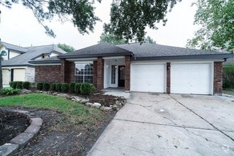 Building Photo - 2314 Pebbledowne Cir