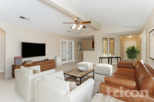 Building Photo - 432 Palomino Stand Dr