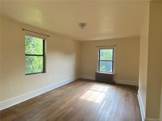 Foto del edificio - 176 Colonial Pkwy