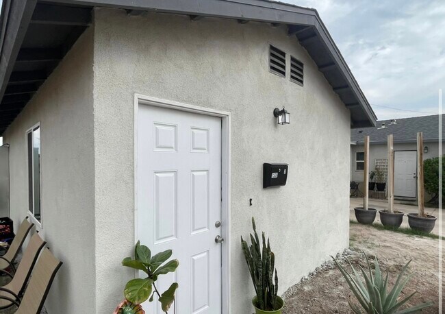 Foto del edificio - 1506 W Orange Ave