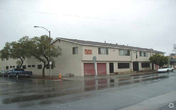 1496 Walnut, ¡alejado - 1496 Walnut Ave